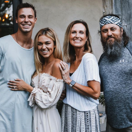 Duck Dynasty S Sadie Robertson Is Engaged To Christian Huff