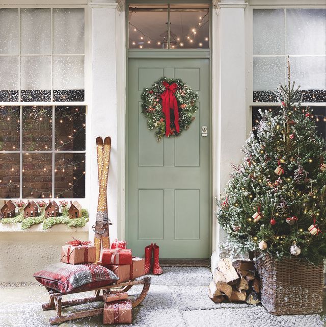 Christmas Door Decorations For Your Home - Christmas 2020