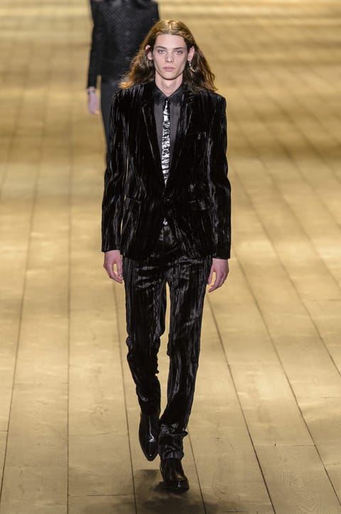 Looks From Saint Laurent Fall 2018 PFW Show – Saint Laurent Runway at ...