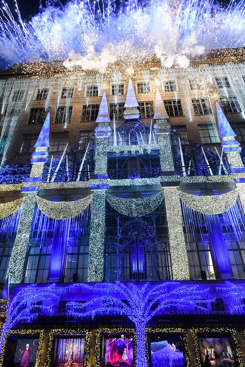 Saks Fifth Avenue Celebrates Annual Holiday Window Unveiling with Disney’s “Frozen 2”: With Special Performance by Idina Menzel