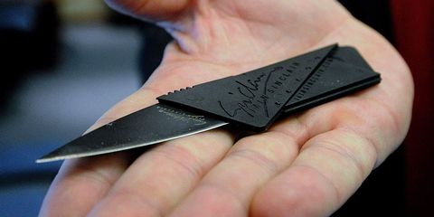 Knife, Blade, Finger, Cutting tool, Hand, Utility knife, Tool, Tableware, 