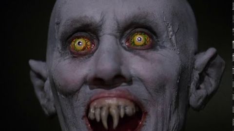 vampiro con los ojos amarillos de Salems lot