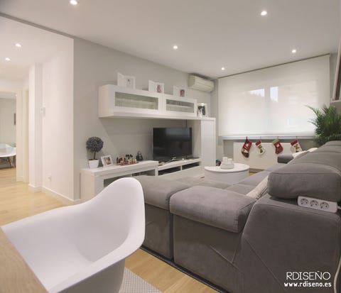 Property, Interior design, Room, Furniture, Living room, Ceiling, Building, Real estate, Table, Floor, 