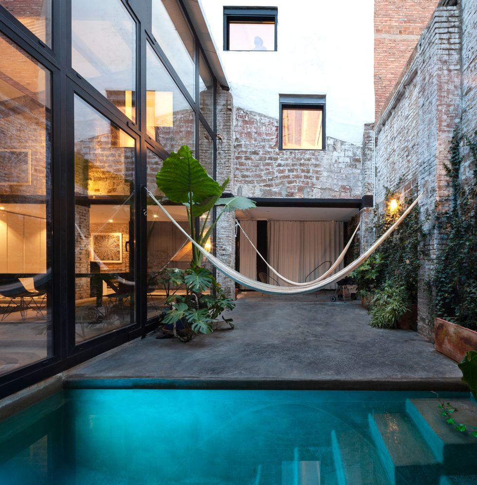 15 piscinas en casas de lujo perfectas para hacernos soñar