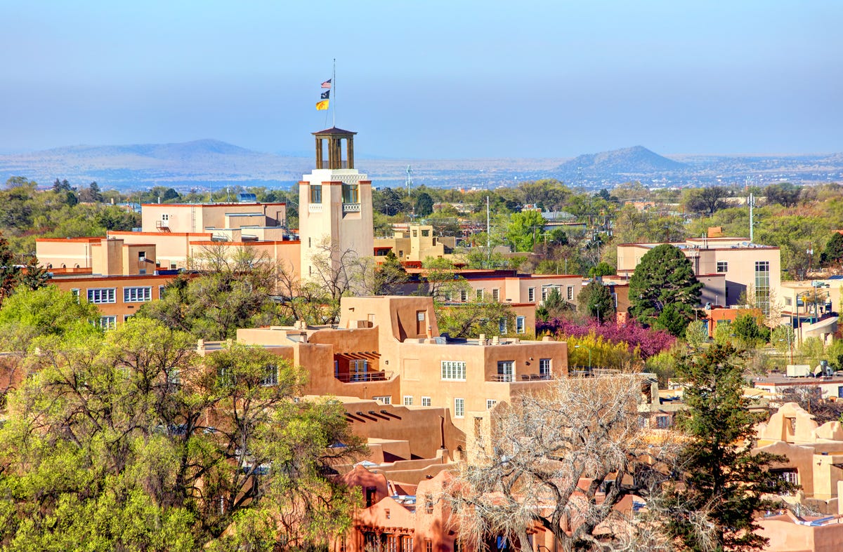 8 Best Places to Retire in the US - Top Retirement Destinations in America