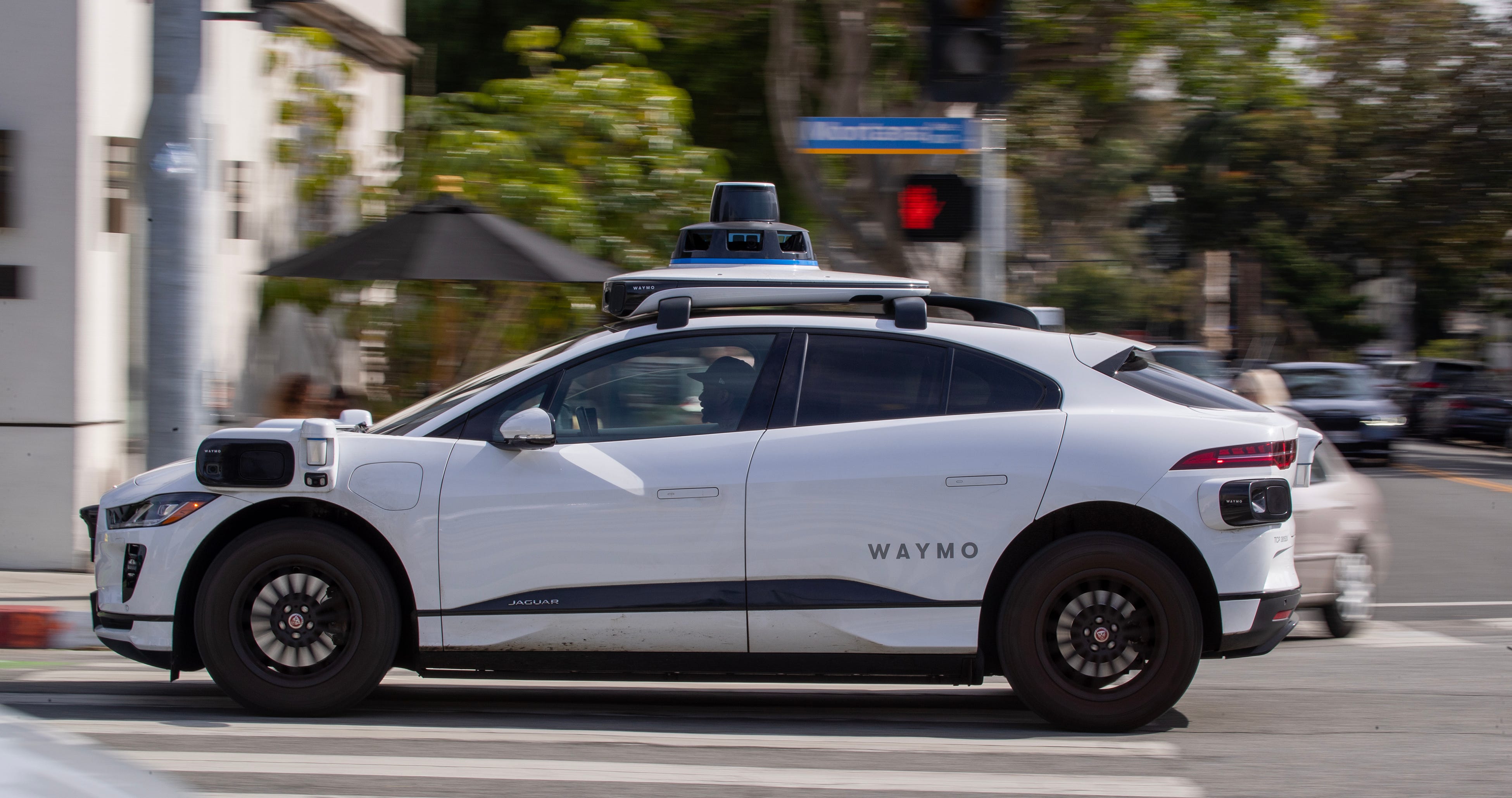 Despite Troubles Out West, Are Robotaxis on the Way to NYC?