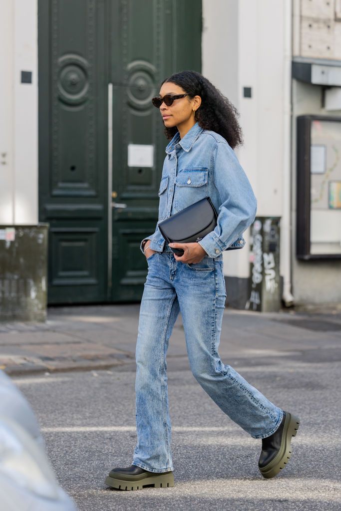 Praktisch compileren Vuilnisbak Jeans trends 2023: deze spijkerbroeken wíl je in je bezit hebben