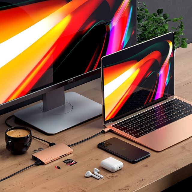 æstetisk Bygge videre på vedtage 20+ Best Apple Macbook Accessories to Buy in 2021 - Macbook Pro and Air  Accessories