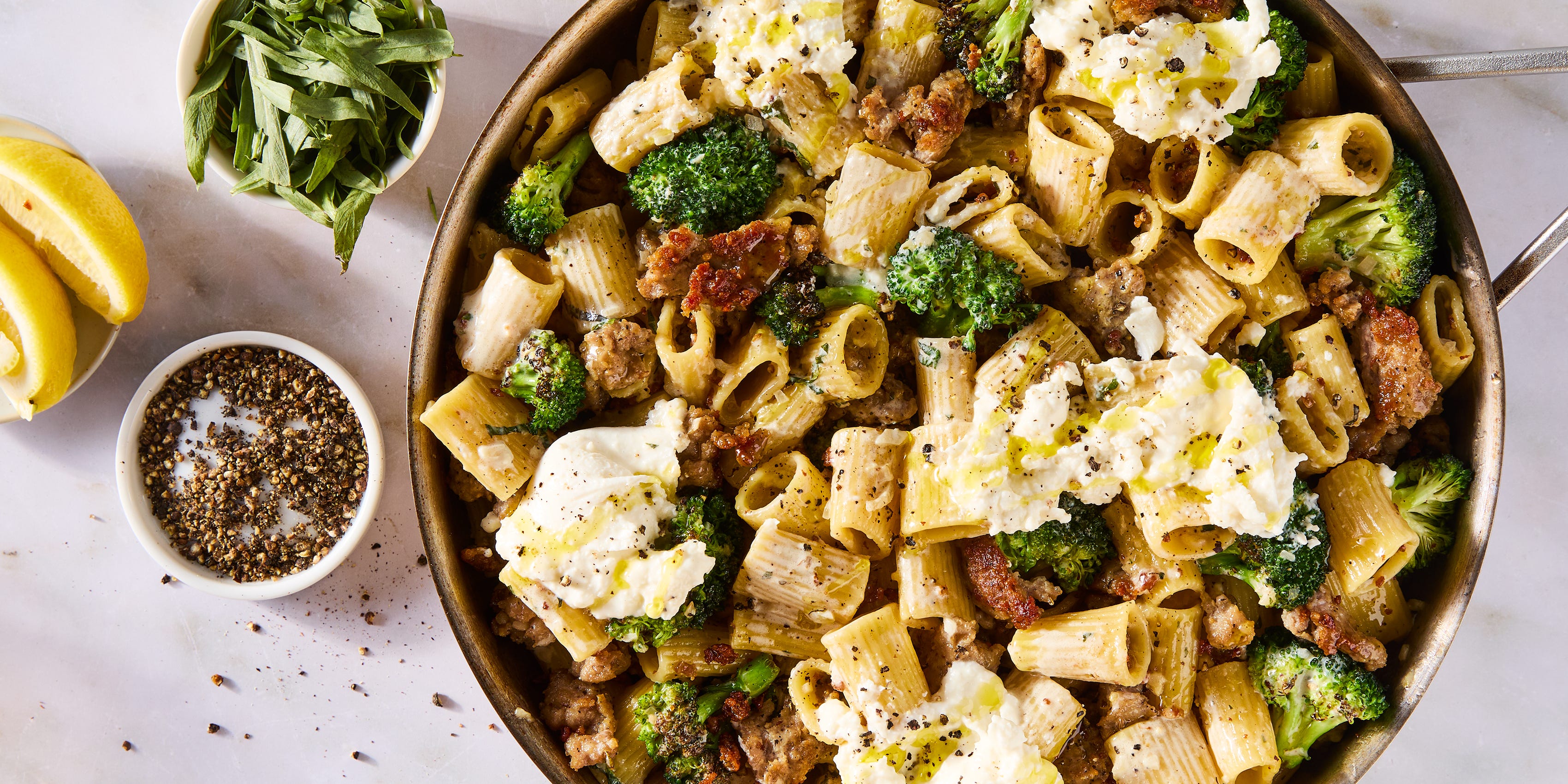 This Sausage & Broccoli Burrata Pasta Is The Instagrammable Meal Of Your Dreams