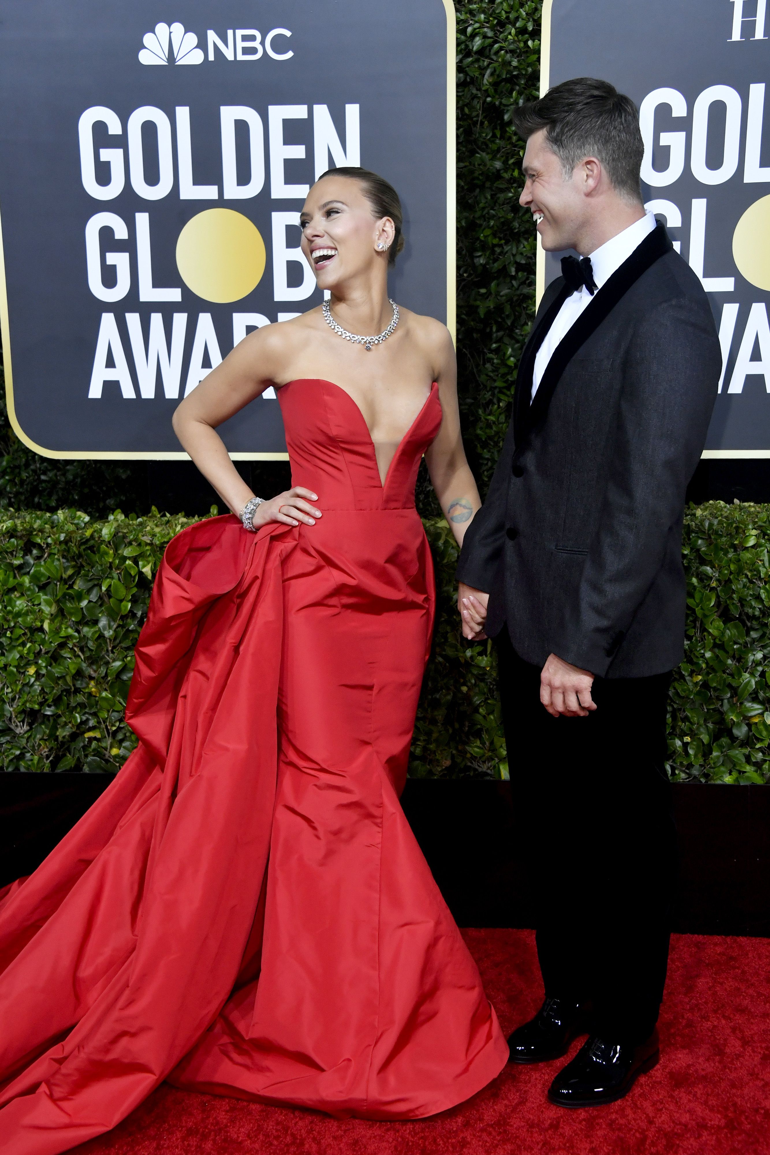 scarlett johansson red gown