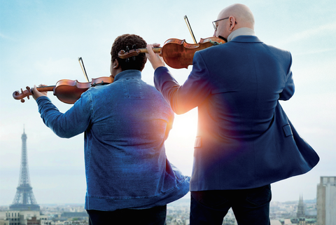 Sky, Violinist, Violin, Photography, Musical instrument, Recreation, Tourism, Violin family, Shooting sport, Wind instrument, 