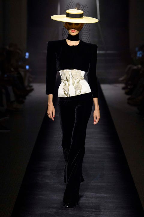 schiaparelli aw22 couture
