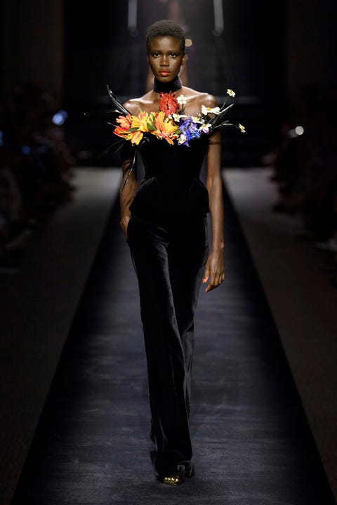 schiaparelli aw22 couture