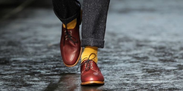 Met deze tips hou je je schoenen in topconditie Slecht weer? Zo bescherm je je schoenen goed tegen regen
