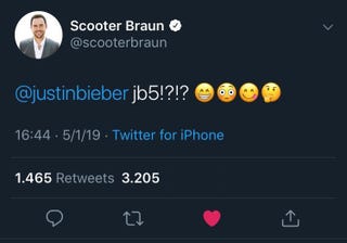 Scooter Braun membuat cuitan di atas dan membuat penggemar heboh (dok. Seventeen)