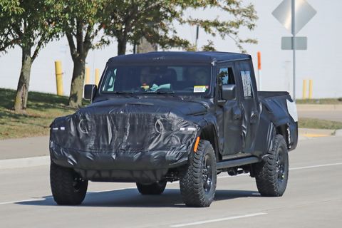 Jeep Wrangler Pickup News Photos Price Release Date What We Know About The New Jeep Truck Gladiator