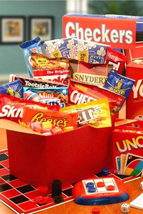 13 Best Valentine's Day Gift Baskets - Top Gift Basket Ideas for Him or Her
