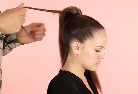 Ariana Grande Ponytail Tutorial - How to Copy Ariana Grande’s Signature ...