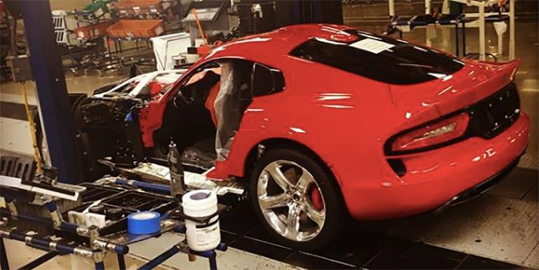 Dernière Dodge Viper produite. Screen-shot-2017-08-17-at-4-55-12-pm-1502981863.png?crop=1.00xw:1