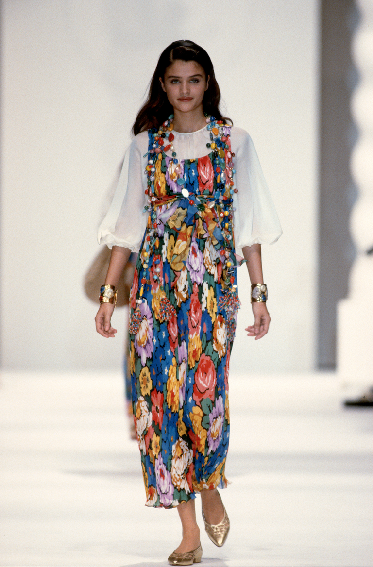 10 Major Chanel Runway Moments from the 90s