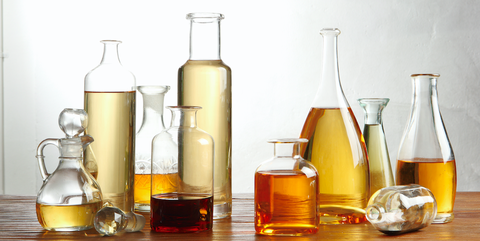 Glass bottle, Laboratory flask, Bottle, Beaker, Liquid, Glass, Barware, Drink, Decanter, Still life, 