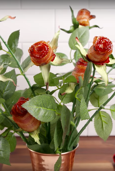 Flower, Flowering plant, Cut flowers, Plant, Vase, Flowerpot, Artificial flower, Garden roses, Plant stem, Botany,