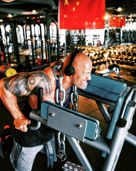 How To Add Chains To Your Workout Like The Rock The Rock S