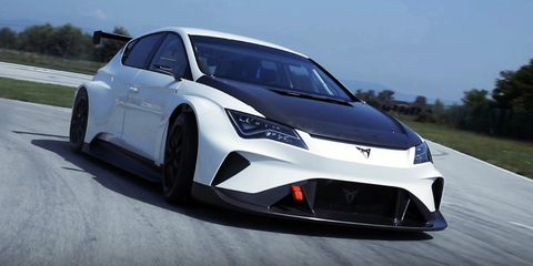 Seat S Electric Race Car Has 680 Hp From Rimac