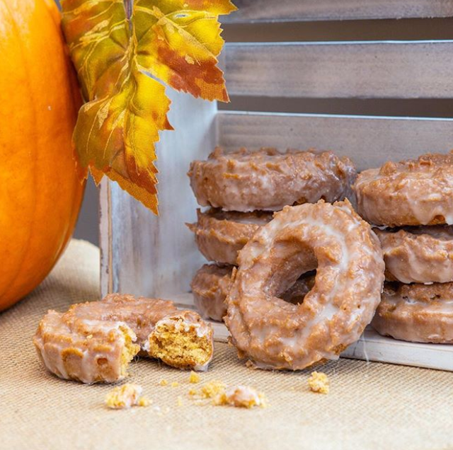 Krispy Kreme Brought Back Pumpkin Spice Donuts How To Get A Free