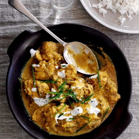 Kipcurry met romige saus Kipcurry met romige saus