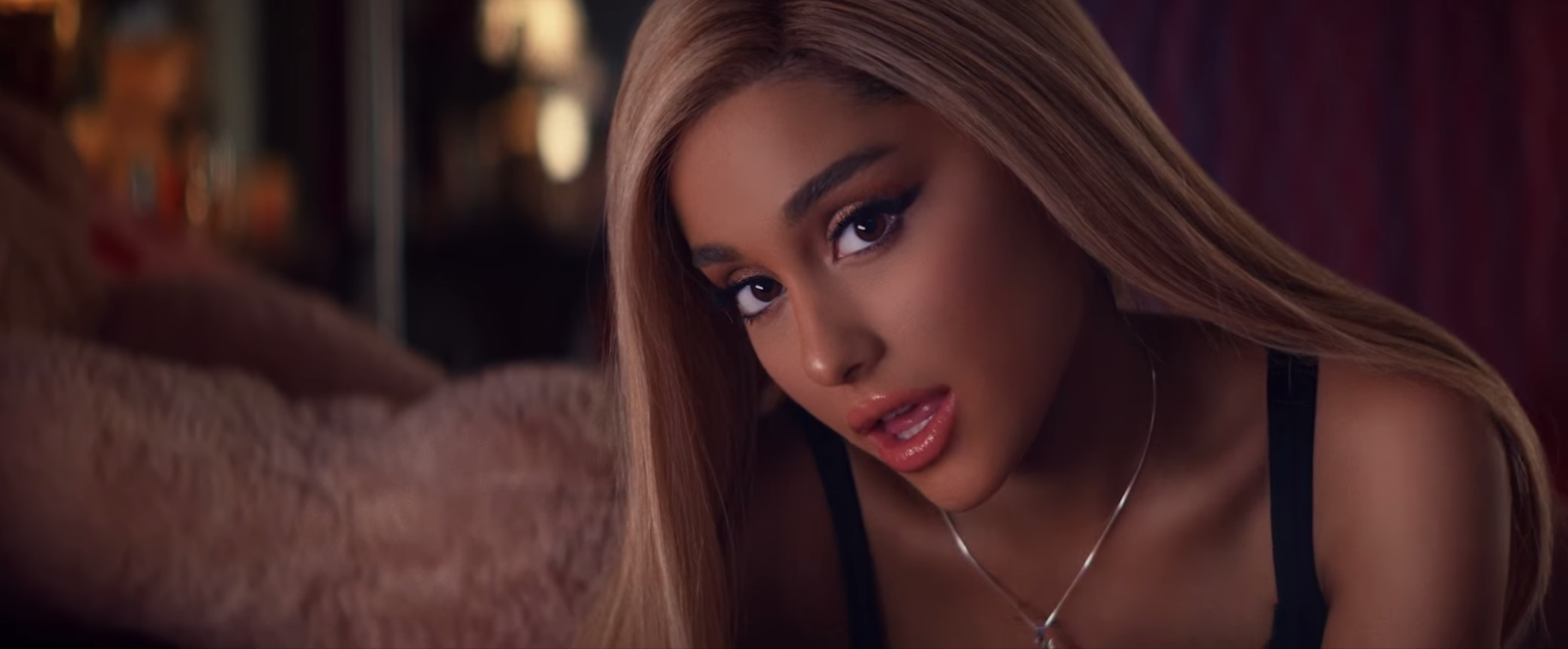 Ariana Grande Addresses Pete Davidsons Penis Size Thank U