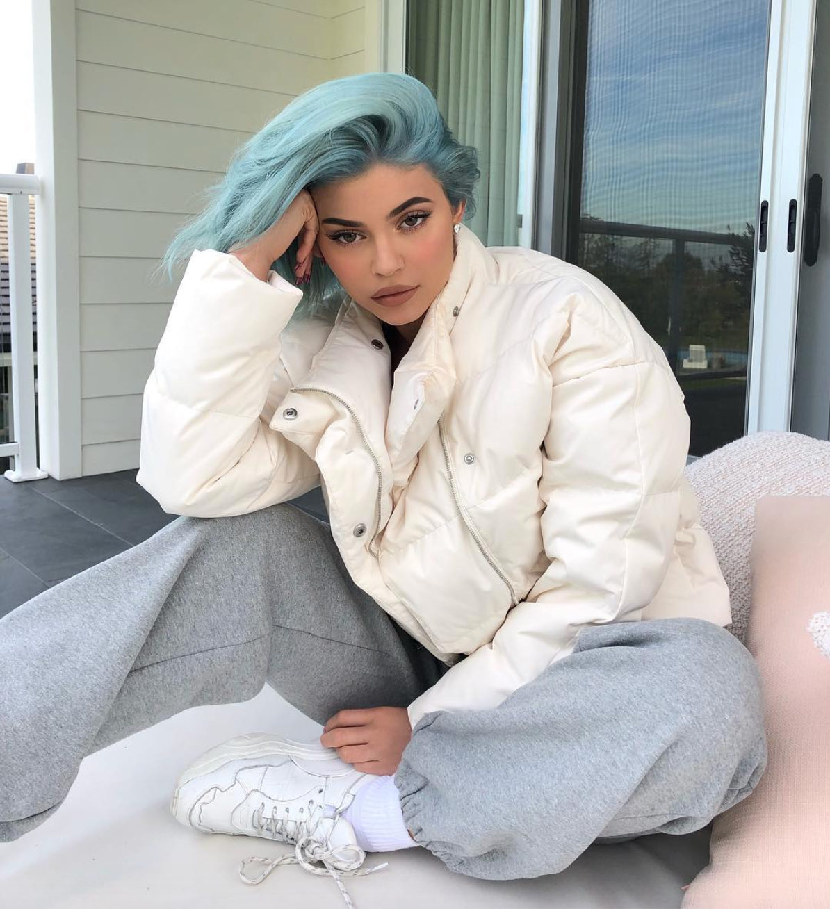 kylie jenner hair color 2022