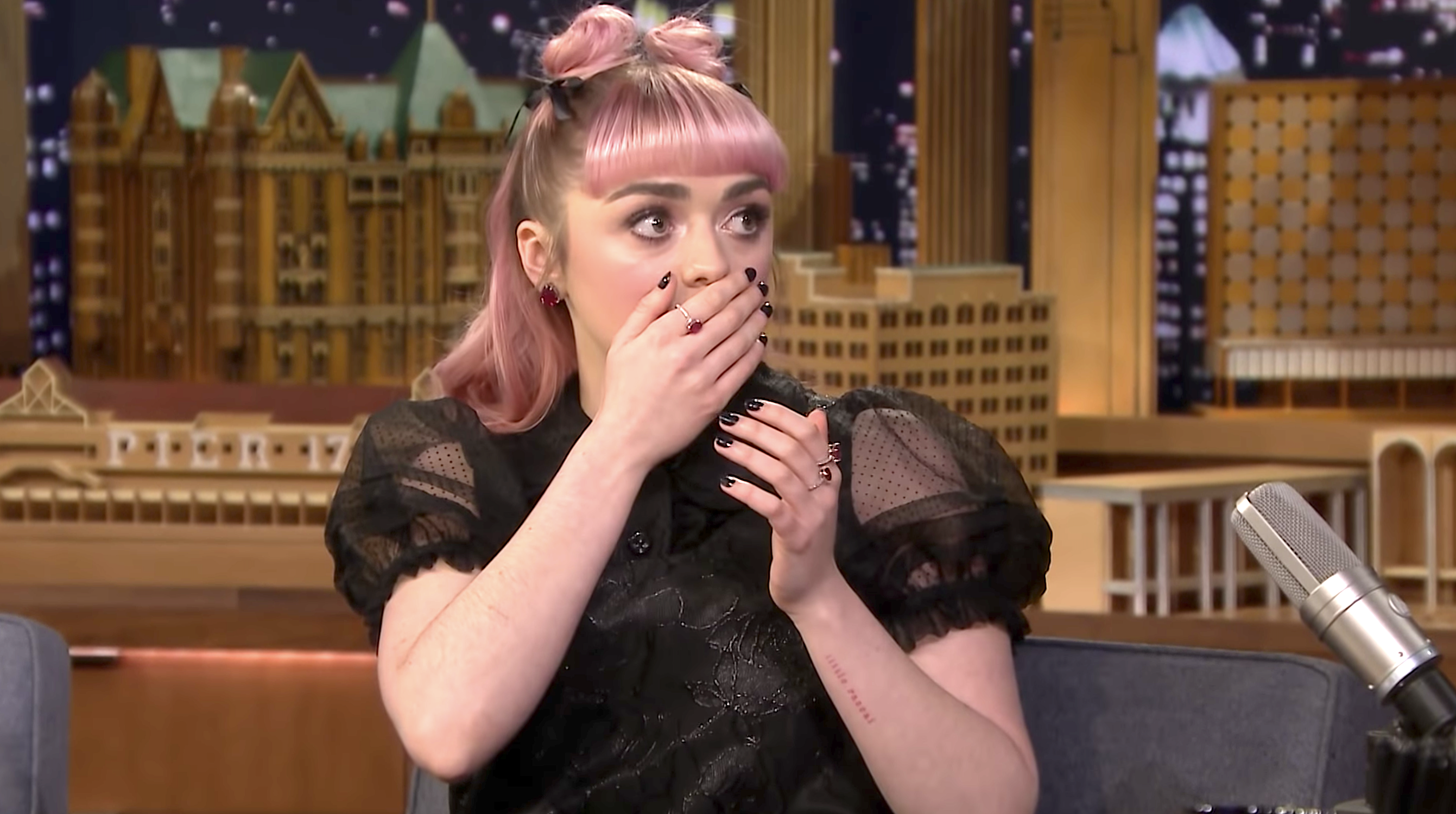 2682px x 1500px - Maisie Williams Game of Thrones Spoiler - Arya Actress Drops a GOT Spoiler  on the Tonight Show