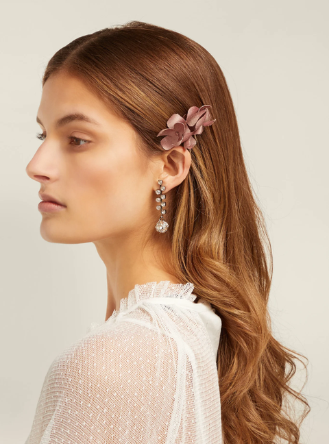 Hair, Hairstyle, Long hair, Beauty, Chin, Brown hair, Ear, Hair coloring, Forehead, Hair accessory, Hair, Hairstyle, Long hair, Beauty, Chin, Brown hair, Ear, Hair coloring, Forehead, Hair accessory,