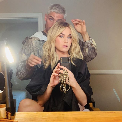 Katy Perry Completely Changed Her Hair With A Long Blonde Wig