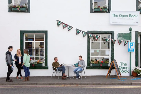 If You Stay In This Popular Airbnb You Ll Have To Run The Attached Bookshop