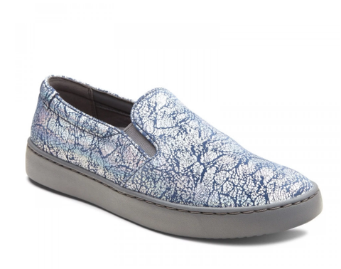 best shoes for nurses: vionic pro best shoes for nurses: vionic pro