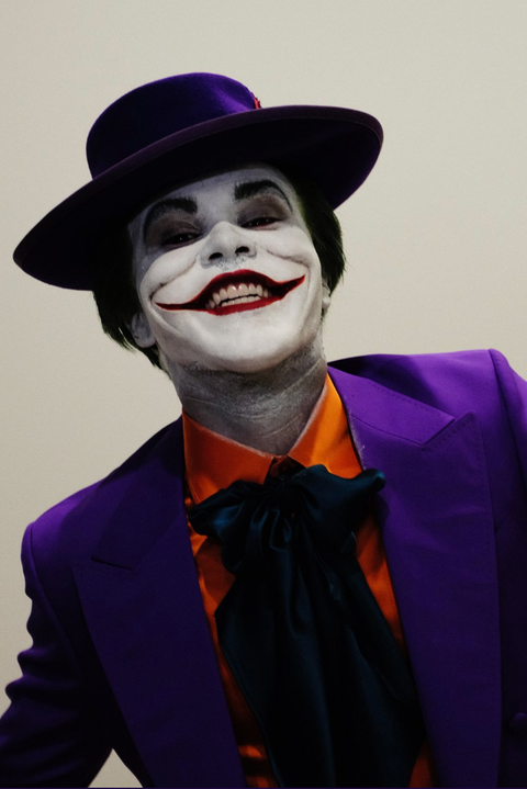 clown, joker, mime artist, performing arts, supervillain, fictional character, costume, smile, bowler hat, hat,