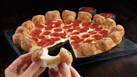 Pizza Hut Brings Back Cheesy Stuffed Garlic Knots