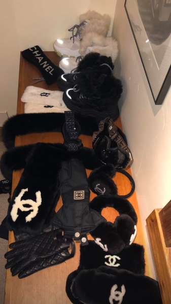 Kylie Jenner's Chanel Ski Wardrobe Is Giving Us Serious Snow Envy For ...