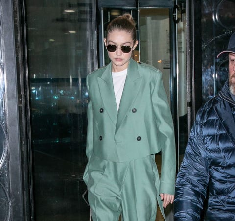 ニューイヤー パーティのコーデのヒントにしたい セレブたちの最高にクールなルック集 ハーパーズ バザー Harper S Bazaar 公式 ニューイヤー パーティのコーデのヒントにしたい セレブたちの最高にクールなルック集 ハーパーズ バザー Harper S Bazaar 公式