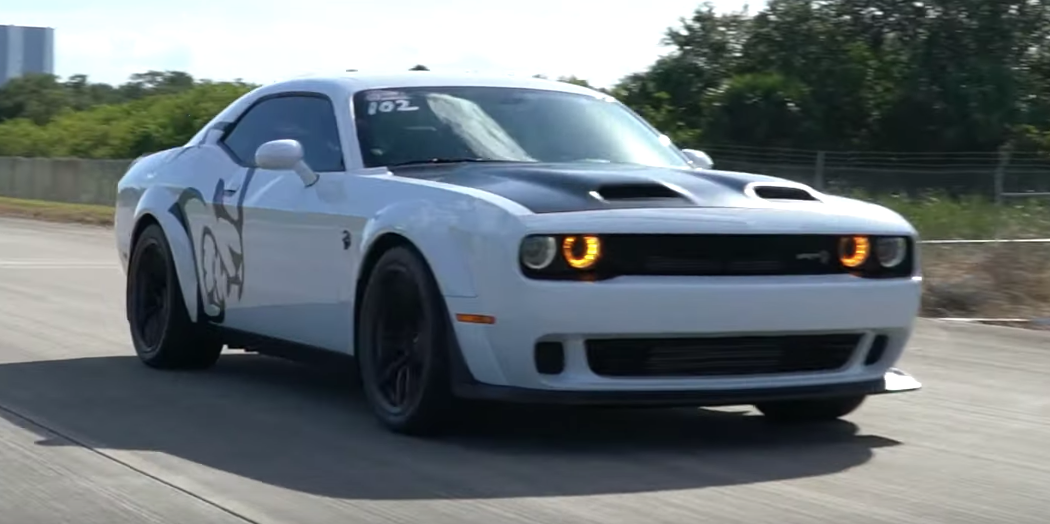 2019 Challenger Hellcat Redeye Goes Nearly 200 MPH - Redeye Video