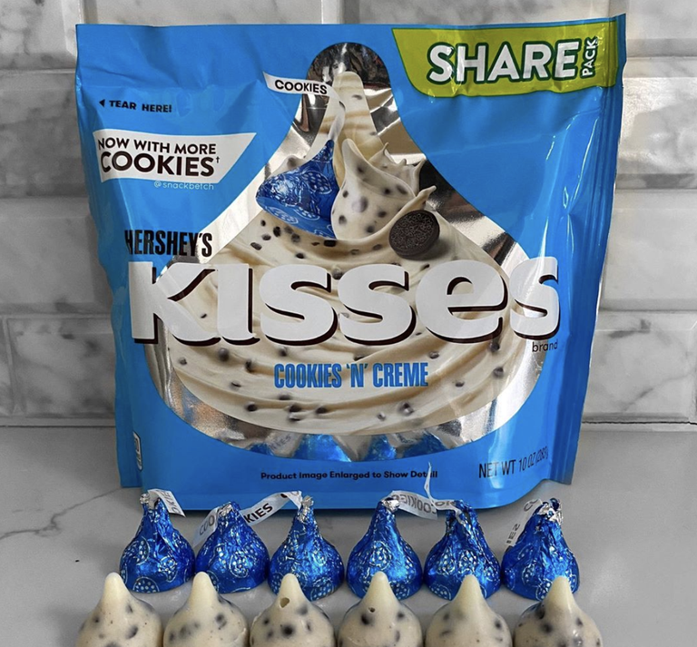 Hershey’s Cookes ’N' Creme Kisses Now Come With More Cookie Pieces