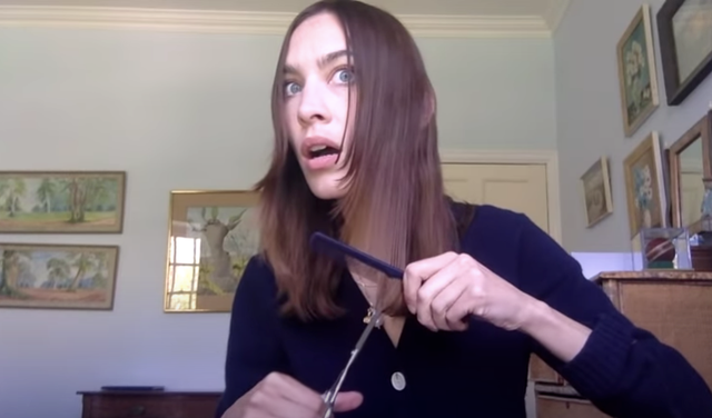 alexa chung si taglia i capelli da sola george northwood youtube