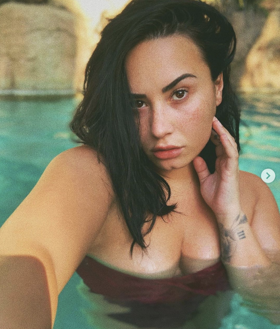 Best Demi Lovato Porn - Demi Lovato's BF, Max Ehrich, Reacts to Her Instagram Selfie