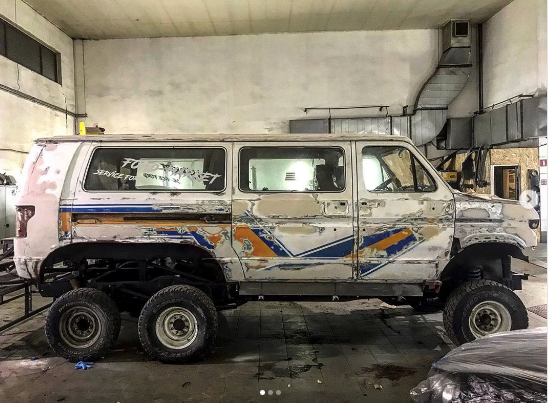 lifted econoline van