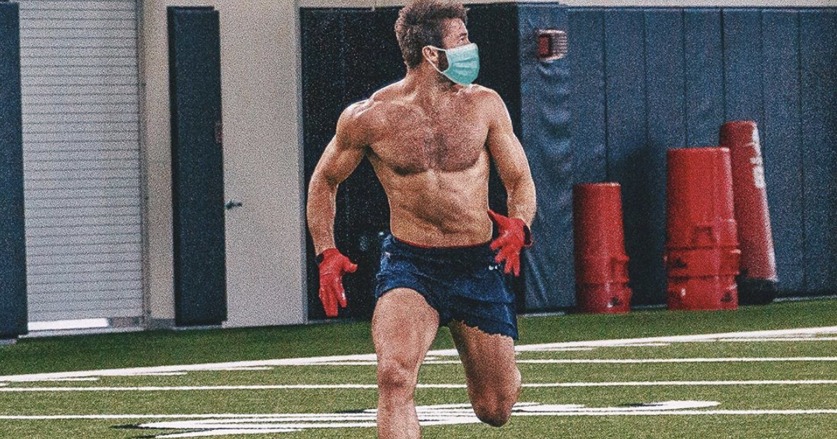 Julian Edelman Shares Shirtless. 