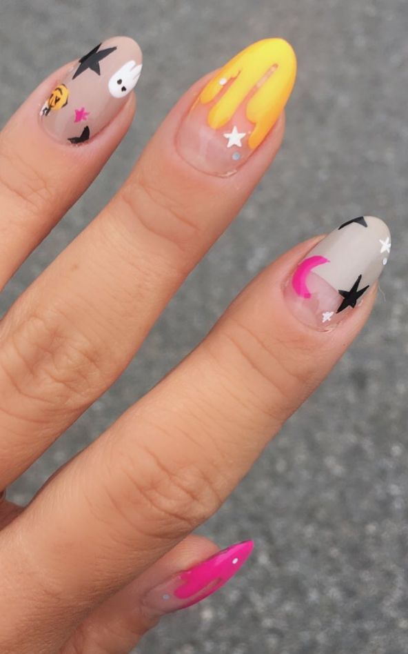 50 Best Halloween Nail Ideas 2020 Cute Halloween Nail Designs