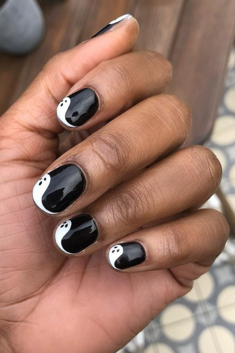 50 Best Halloween Nail Ideas 2020 Cute Halloween Nail Designs