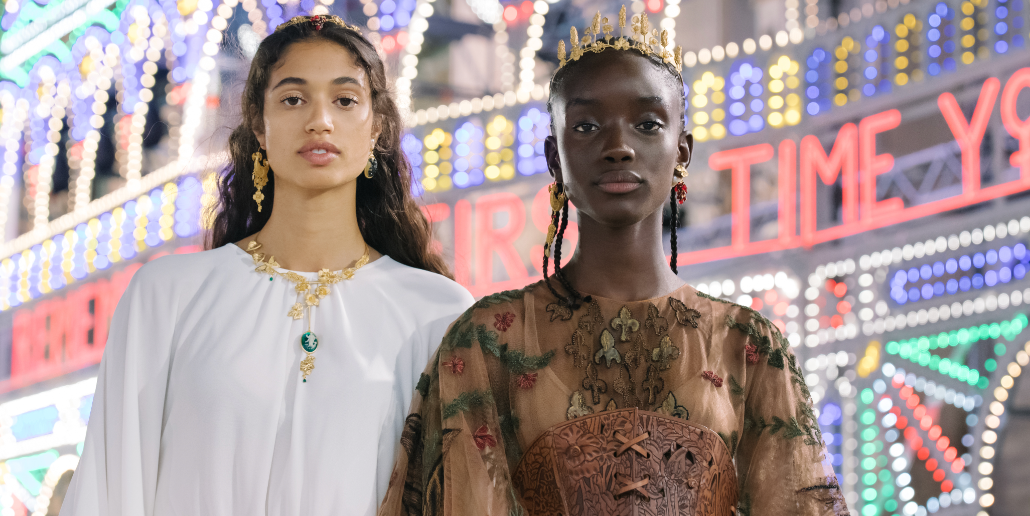 At the Dior Cruise Runway Show, a Natural Beauty Look Fit For Zoom At the Dior Cruise Runway Show, a Natural Beauty Look Fit For Zoom